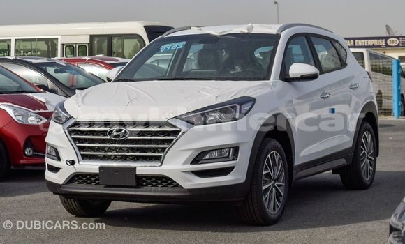 ទិញ នាំចូល Hyundai Tucson White ឡាន} ក្នុង Import - Dubai ក្នុង Kampot Province ទិញ នាំចូល Hyundai Tucson White ឡាន} ក្នុង Import - Dubai ក្នុង Kampot Province