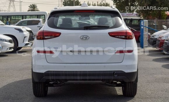ទិញ នាំចូល Hyundai Tucson White ឡាន} ក្នុង Import - Dubai ក្នុង Kampot Province ទិញ នាំចូល Hyundai Tucson White ឡាន} ក្នុង Import - Dubai ក្នុង Kampot Province