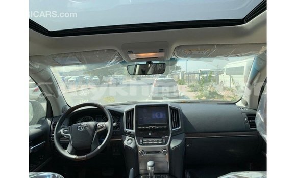 Buy Import Toyota Land Cruiser Black Car in Import - Dubai in Kampot Province Buy Import Toyota Land Cruiser Black Car in Import - Dubai in Kampot Province