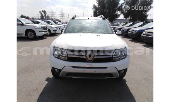 Acheter Import Voiture Renault Duster Blanc à Import - Dubai, Kampot Province Acheter Import Voiture Renault Duster Blanc à Import - Dubai, Kampot Province