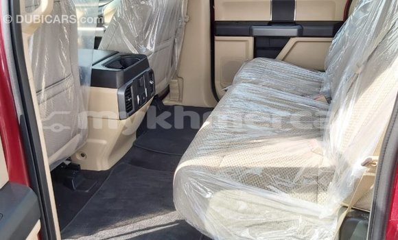 Acheter Import Voiture Ford Club Wagon Rouge à Import - Dubai, Kampot Province Acheter Import Voiture Ford Club Wagon Rouge à Import - Dubai, Kampot Province