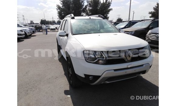 Acheter Import Voiture Renault Duster Blanc à Import - Dubai, Kampot Province Acheter Import Voiture Renault Duster Blanc à Import - Dubai, Kampot Province