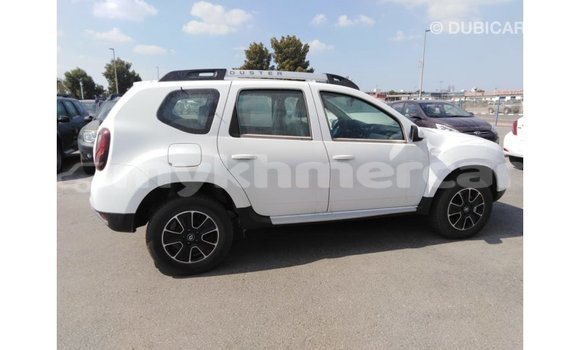 Acheter Import Voiture Renault Duster Blanc à Import - Dubai, Kampot Province Acheter Import Voiture Renault Duster Blanc à Import - Dubai, Kampot Province