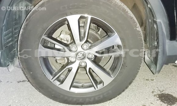 Acheter Import Utilitaire Toyota HiAce Noir à Import - Dubai, Kampot Province Acheter Import Utilitaire Toyota HiAce Noir à Import - Dubai, Kampot Province