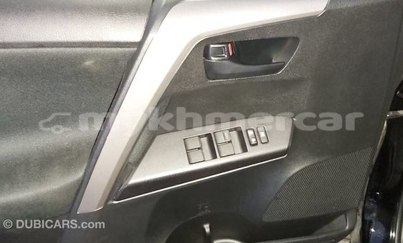 Acheter Import Utilitaire Toyota HiAce Noir à Import - Dubai, Kampot Province Acheter Import Utilitaire Toyota HiAce Noir à Import - Dubai, Kampot Province