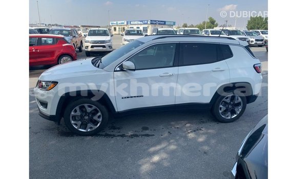 Acheter Import Voiture Jeep Compass Blanc à Import - Dubai, Kampot Province Acheter Import Voiture Jeep Compass Blanc à Import - Dubai, Kampot Province