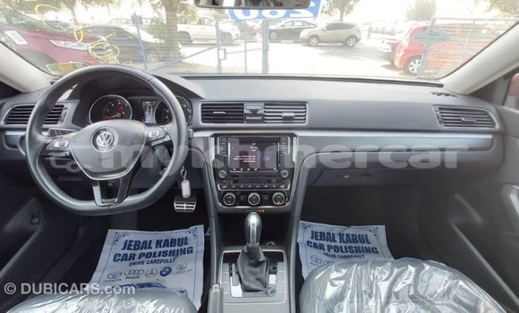 Acheter Import Voiture Volkswagen Passat Rouge à Import - Dubai, Kampot Province Acheter Import Voiture Volkswagen Passat Rouge à Import - Dubai, Kampot Province