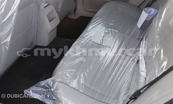 Acheter Import Voiture Volkswagen Passat Bleu à Import - Dubai, Kampot Province Acheter Import Voiture Volkswagen Passat Bleu à Import - Dubai, Kampot Province