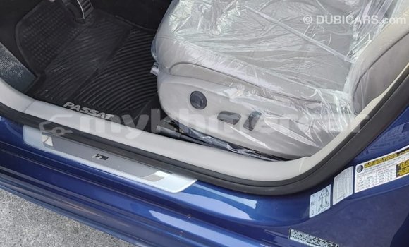 Acheter Import Voiture Volkswagen Passat Bleu à Import - Dubai, Kampot Province Acheter Import Voiture Volkswagen Passat Bleu à Import - Dubai, Kampot Province