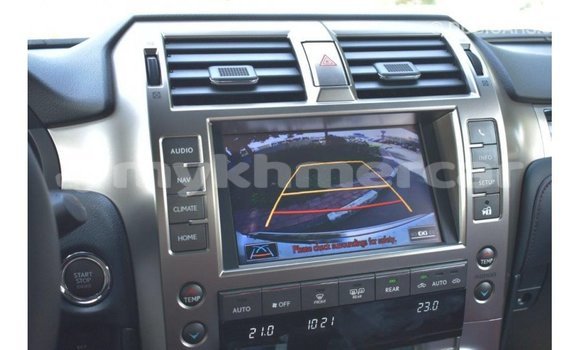 Acheter Import Voiture Toyota Land Cruiser Blanc à Import - Dubai, Kampot Province Acheter Import Voiture Toyota Land Cruiser Blanc à Import - Dubai, Kampot Province