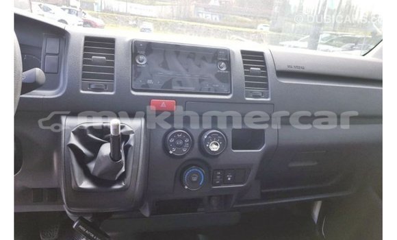 Buy Import Toyota Hiace White Car in Import - Dubai in Kampot Province Buy Import Toyota Hiace White Car in Import - Dubai in Kampot Province