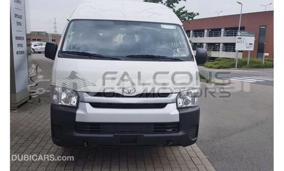 Buy Import Toyota Hiace White Car in Import - Dubai in Kampot Province Buy Import Toyota Hiace White Car in Import - Dubai in Kampot Province