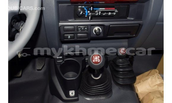 Acheter Import Voiture Toyota Land Cruiser Autre à Import - Dubai, Kampot Province Acheter Import Voiture Toyota Land Cruiser Autre à Import - Dubai, Kampot Province