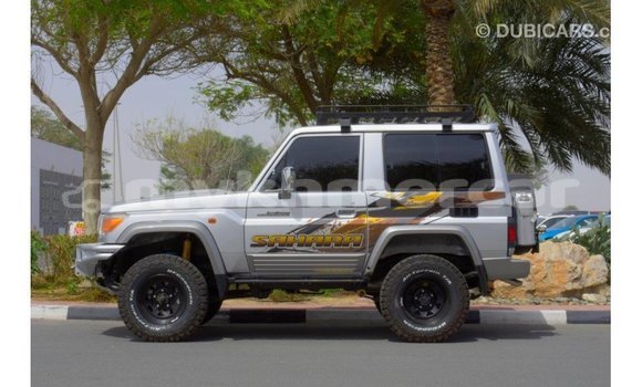 Acheter Import Voiture Toyota Land Cruiser Autre à Import - Dubai, Kampot Province Acheter Import Voiture Toyota Land Cruiser Autre à Import - Dubai, Kampot Province