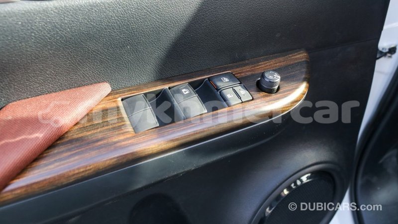 Big with watermark toyota hilux kampot province import dubai 3669