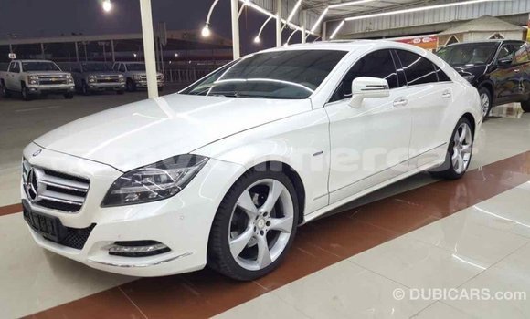 ទិញ នាំចូល Mercedes-Benz 190 (W201) White ឡាន} ក្នុង Import - Dubai ក្នុង Kampot Province ទិញ នាំចូល Mercedes-Benz 190 (W201) White ឡាន} ក្នុង Import - Dubai ក្នុង Kampot Province