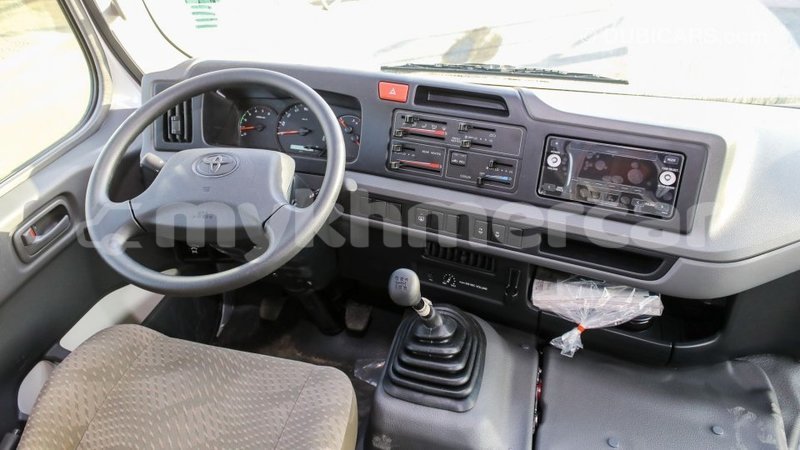 Big with watermark toyota coaster kampot province import dubai 3671