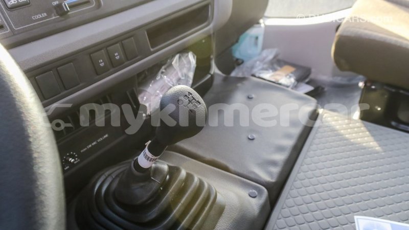 Big with watermark toyota coaster kampot province import dubai 3671