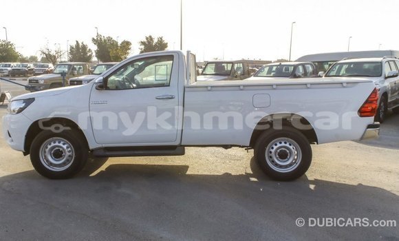 Buy Import Toyota Hilux White Car in Import - Dubai in Kampot Province Buy Import Toyota Hilux White Car in Import - Dubai in Kampot Province
