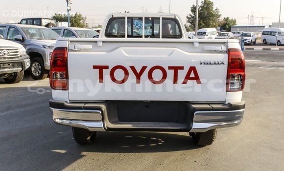 Buy Import Toyota Hilux White Car in Import - Dubai in Kampot Province Buy Import Toyota Hilux White Car in Import - Dubai in Kampot Province