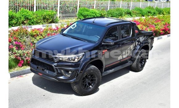 Acheter Import Voiture Toyota Hilux Noir à Import - Dubai, Kampot Province Acheter Import Voiture Toyota Hilux Noir à Import - Dubai, Kampot Province