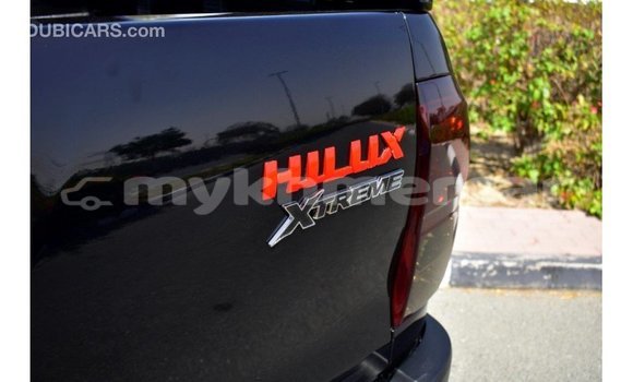 Acheter Import Voiture Toyota Hilux Noir à Import - Dubai, Kampot Province Acheter Import Voiture Toyota Hilux Noir à Import - Dubai, Kampot Province