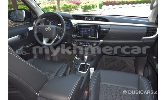 Acheter Import Voiture Toyota Hilux Noir à Import - Dubai, Kampot Province Acheter Import Voiture Toyota Hilux Noir à Import - Dubai, Kampot Province