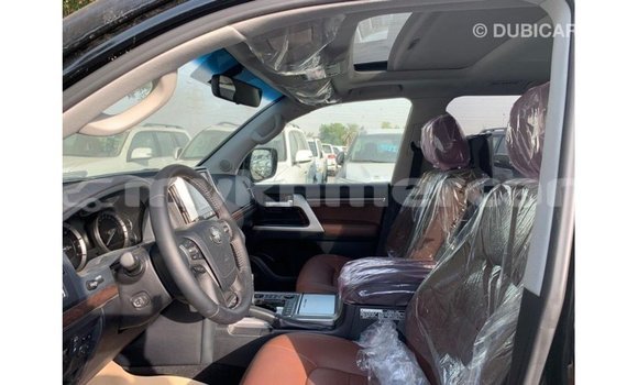 Buy Import Toyota Land Cruiser Black Car in Import - Dubai in Kampot Province Buy Import Toyota Land Cruiser Black Car in Import - Dubai in Kampot Province