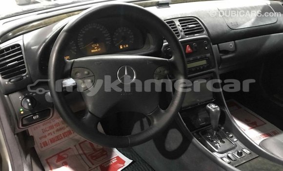 Buy Import Mercedes-Benz 190 (W201) Other Car in Import - Dubai in Kampot Province Buy Import Mercedes-Benz 190 (W201) Other Car in Import - Dubai in Kampot Province