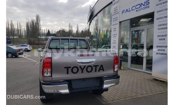 Buy Import Toyota Hilux Brown Car in Import - Dubai in Kampot Province Buy Import Toyota Hilux Brown Car in Import - Dubai in Kampot Province