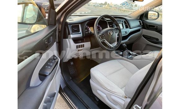 ទិញ នាំចូល Toyota Highlander Other ឡាន} ក្នុង Import - Dubai ក្នុង Kampot Province ទិញ នាំចូល Toyota Highlander Other ឡាន} ក្នុង Import - Dubai ក្នុង Kampot Province