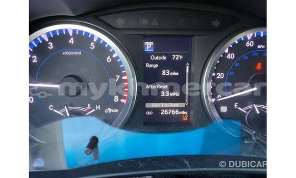 Acheter Import Voiture Toyota Highlander Blanc à Import - Dubai, Kampot Province Acheter Import Voiture Toyota Highlander Blanc à Import - Dubai, Kampot Province