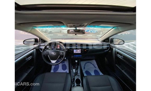 Acheter Import Voiture Toyota Corolla Noir à Import - Dubai, Kampot Province Acheter Import Voiture Toyota Corolla Noir à Import - Dubai, Kampot Province