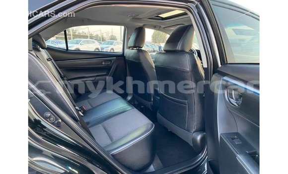 Acheter Import Voiture Toyota Corolla Noir à Import - Dubai, Kampot Province Acheter Import Voiture Toyota Corolla Noir à Import - Dubai, Kampot Province