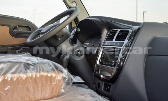 Acheter Import Voiture Kia K3 Blanc à Import - Dubai, Kampot Province Acheter Import Voiture Kia K3 Blanc à Import - Dubai, Kampot Province