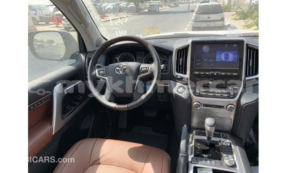 Buy Import Toyota Land Cruiser Black Car in Import - Dubai in Kampot Province Buy Import Toyota Land Cruiser Black Car in Import - Dubai in Kampot Province