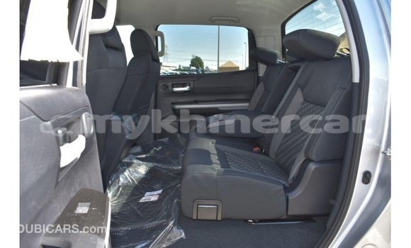 Acheter Import Voiture Toyota Tundra Autre à Import - Dubai, Kampot Province Acheter Import Voiture Toyota Tundra Autre à Import - Dubai, Kampot Province