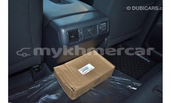Acheter Import Voiture Toyota Tundra Blanc à Import - Dubai, Kampot Province Acheter Import Voiture Toyota Tundra Blanc à Import - Dubai, Kampot Province