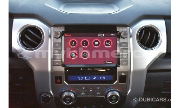 Acheter Import Voiture Toyota Tundra Blanc à Import - Dubai, Kampot Province Acheter Import Voiture Toyota Tundra Blanc à Import - Dubai, Kampot Province