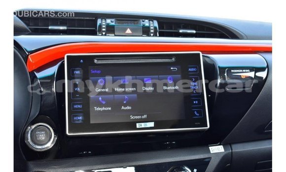 Acheter Import Voiture Toyota Hilux Noir à Import - Dubai, Kampot Province Acheter Import Voiture Toyota Hilux Noir à Import - Dubai, Kampot Province