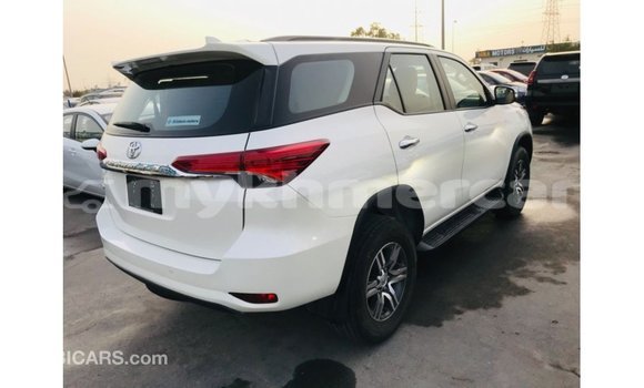 ទិញ នាំចូល Toyota Fortuner White ឡាន} ក្នុង Import - Dubai ក្នុង Kampot Province ទិញ នាំចូល Toyota Fortuner White ឡាន} ក្នុង Import - Dubai ក្នុង Kampot Province