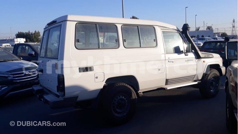 Big with watermark toyota land cruiser kampot province import dubai 3733