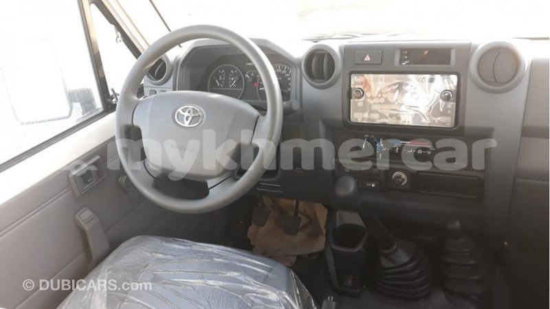 Big with watermark toyota land cruiser kampot province import dubai 3733