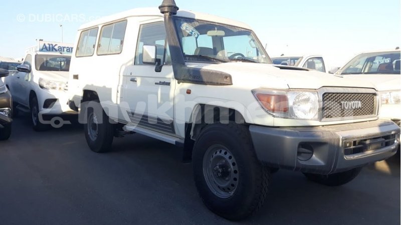 Big with watermark toyota land cruiser kampot province import dubai 3733