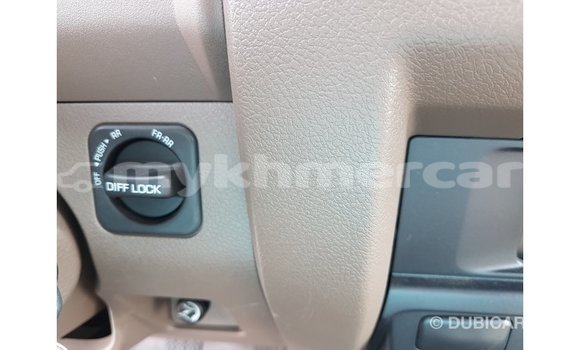 ទិញ នាំចូល Toyota Land Cruiser Beige ឡាន} ក្នុង Import - Dubai ក្នុង Kampot Province ទិញ នាំចូល Toyota Land Cruiser Beige ឡាន} ក្នុង Import - Dubai ក្នុង Kampot Province