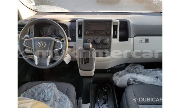 ទិញ នាំចូល Toyota Hiace White ឡាន} ក្នុង Import - Dubai ក្នុង Kampot Province ទិញ នាំចូល Toyota Hiace White ឡាន} ក្នុង Import - Dubai ក្នុង Kampot Province