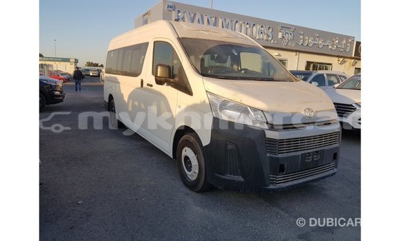 ទិញ នាំចូល Toyota Hiace White ឡាន} ក្នុង Import - Dubai ក្នុង Kampot Province ទិញ នាំចូល Toyota Hiace White ឡាន} ក្នុង Import - Dubai ក្នុង Kampot Province