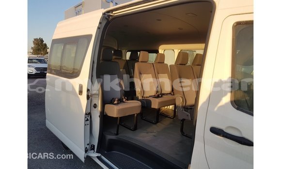 ទិញ នាំចូល Toyota Hiace White ឡាន} ក្នុង Import - Dubai ក្នុង Kampot Province ទិញ នាំចូល Toyota Hiace White ឡាន} ក្នុង Import - Dubai ក្នុង Kampot Province