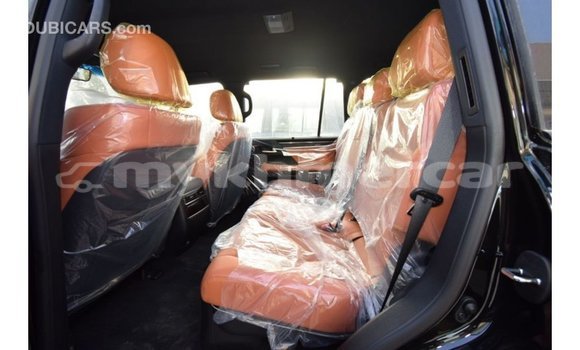 Acheter Import Voiture Lexus LX Noir à Import - Dubai, Kampot Province Acheter Import Voiture Lexus LX Noir à Import - Dubai, Kampot Province