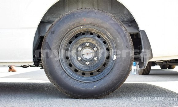 ទិញ នាំចូល Toyota Hiace White ឡាន} ក្នុង Import - Dubai ក្នុង Kampot Province ទិញ នាំចូល Toyota Hiace White ឡាន} ក្នុង Import - Dubai ក្នុង Kampot Province